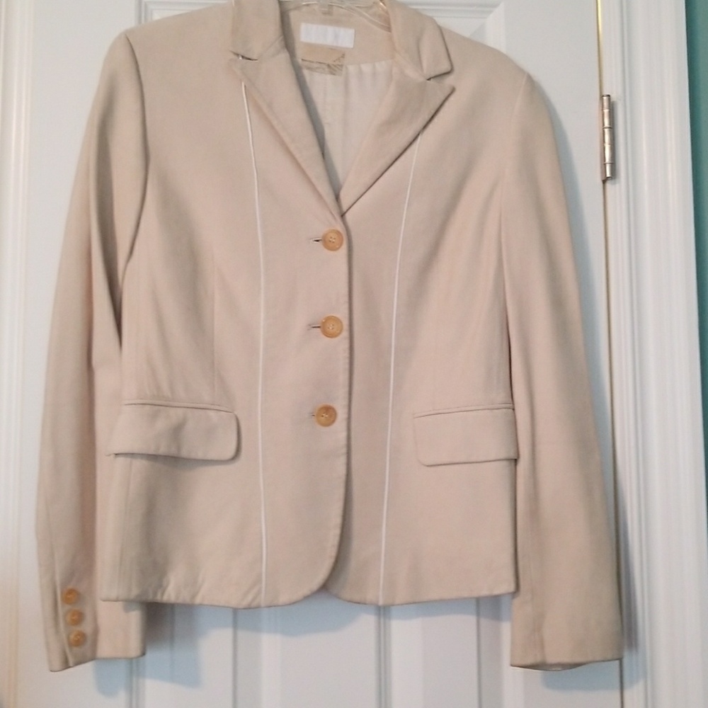 Nicole Farhi suede cream blazer size 4